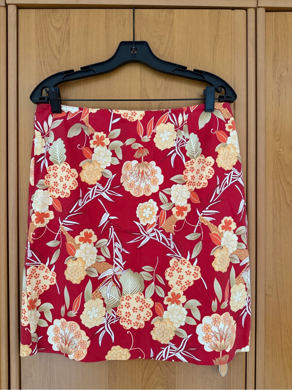 Geoffrey Beene Sport Floral Pencil Skirt Red Multicolor Size 12